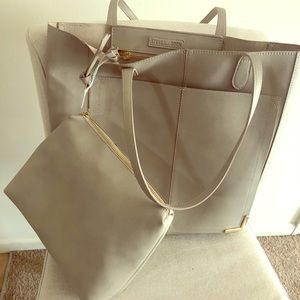 Steve Madden Bag with cosmetic bag/clutch
